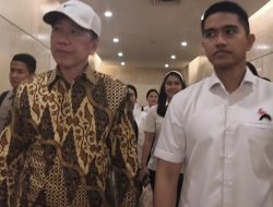 Mati-Matian Jokowi Bantu PSI: Sinyal Kuat Gibran Capres 2034 & Karier Kaesang?