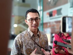 OTT KPK Gegerkan Bea Cukai: 3 Kg Emas & Miliaran Rupiah Diamankan dari Mantan Pejabat Ini!