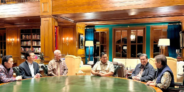 Rahasia 4,5 Jam Prabowo dengan 5 Raja Bisnis Indonesia: Apa yang Dibahas di Balik Pintu Tertutup?