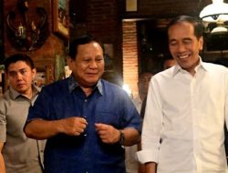 Rahasia di Balik Sikap Santai Prabowo: Benarkah Dia Sudah Baca Semua Langkah Jokowi?