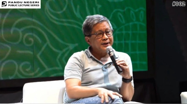 Rocky Gerung Bongkar Isi Perjanjian Prabowo-Trump: Ini Menghina, DPR Harus Batalkan Sekarang!