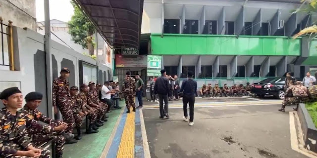 Sidang Praperadilan Yaqut Cholil Qoumas Dikawal Banser: Apa yang Dikhawatirkan KPK?