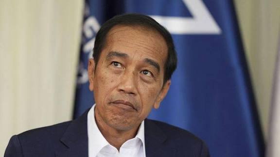 Jokowi Siap Blusukan 7.000 Kecamatan Demi PSI: Haus Kekuasaan atau Strategi 2029?