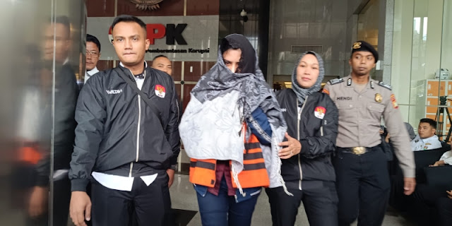 KPK Ungkap Modus Grup WA Belanja RSUD untuk Salurkan Uang ke Keluarga Bupati Pekalongan