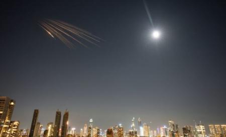 Israel Kehabisan Rudal Penangkis? Ini Ancaman Nyata Rudal & Bom Klaster Iran