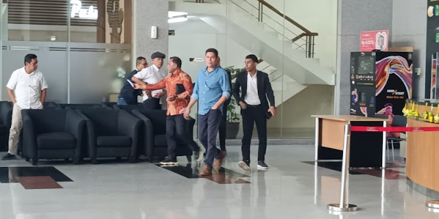 KPK Periksa Faisal Assegaf: Sound System Mewah dari Pejabat Bea Cukai yang Buka Tabir Kasus Suap Rp40 Miliar?