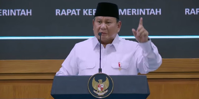 Prabowo Tantang: Gulingkan Saya Kalau Bisa, Tapi Lewat Jalur Ini!