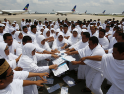 War Tiket Haji Ala Konser: Akhir Antrean 30 Tahun atau Masalah Baru?