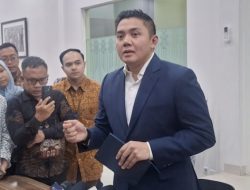 Seskab Teddy Bantah Isu Chaos: Ini Bukti Nyata Stabilitas Indonesia Tetap Kuat!