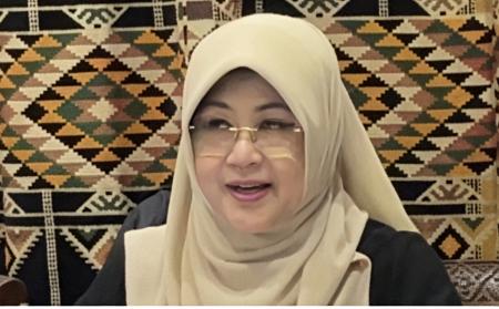 Dokter Tifa Akan Terbang ke Jepang: Benarkah Gelar Akademik Rismon Sianipar Palsu?