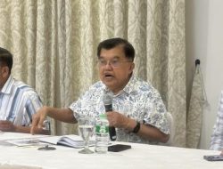 JK Desak Jokowi Tunjukkan Ijazah Asli: Ini Alasan yang Bikin Publik Heboh!