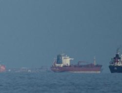 Kapal Iran Hancur Ditembak AS di Teluk Oman: Blokade Memicu Perang Baru?