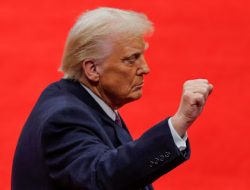 Trump Beri Perintah Tembak dan Hancurkan ke Angkatan Laut AS di Selat Hormuz – Ancaman Baru di Tengah Gencatan Senjata Iran