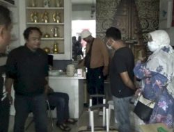 Belasan Korban Gagal Umrah Amankan Pemilik Biro di Mal Semarang, Kerugian Capai Ratusan Juta!