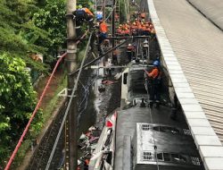 3 Korban Masih Hidup dan Bisa Berkomunikasi di Dalam Rangkaian Kereta Tabrakan Bekasi – Update Evakuasi Terbaru