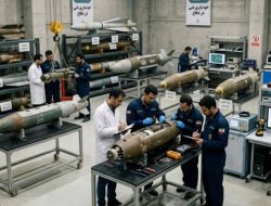 Iran Siapkan Teknologi Penargetan Cerdas untuk Bakar Kapal Perang AS jika Selat Hormuz Memanas