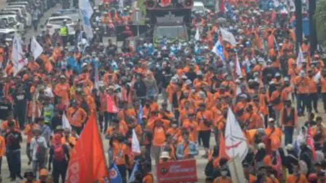 200 Ribu Buruh Siap Serbu Monas! 4.000 Bus Bergerak ke Jakarta untuk May Day 2026