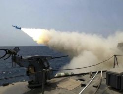 Iran vs AS Baku Tembak di Selat Hormuz: 6 Kapal Militer Hancur, Trump Beri Perintah Evakuasi